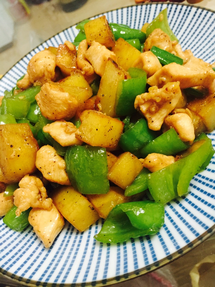 酱香青椒炒鸡丁