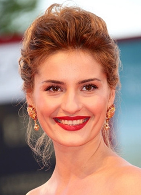  p>    莉迪亚·利伯曼,演员,2012年参演电影《cargo》,2015年参演