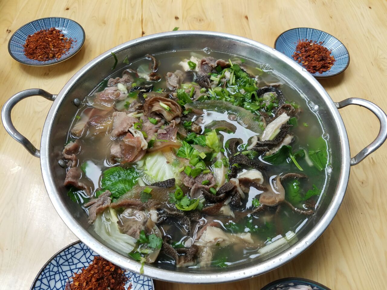 " data-lemmaid="178466">乐山 /a>传统的地方美食,"跷脚儿"兴起于 a