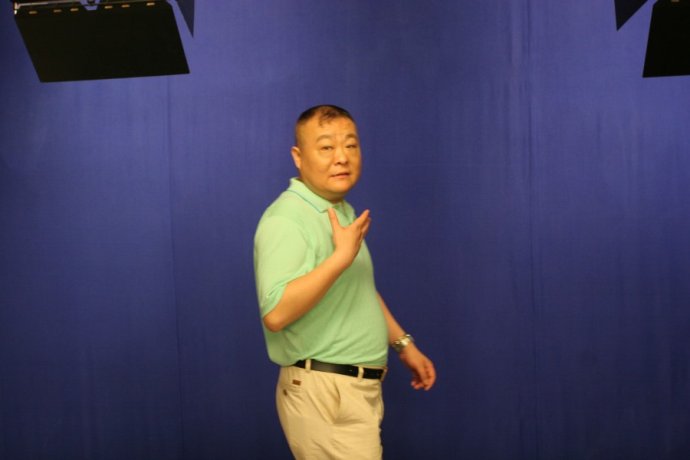  p data-id="gnwuknxiv7">湖南笑星碰碰胡,原名胡建林,中国影视演员.