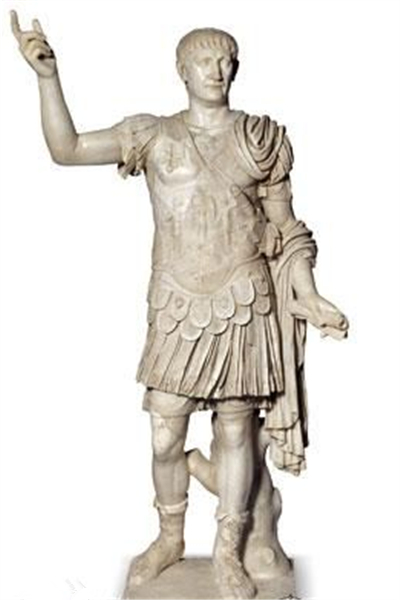 图拉真皇帝塑像