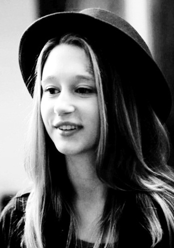  p>泰莎·法米加 i>(taissa farmiga) /i>,1994年8月17日生于美国