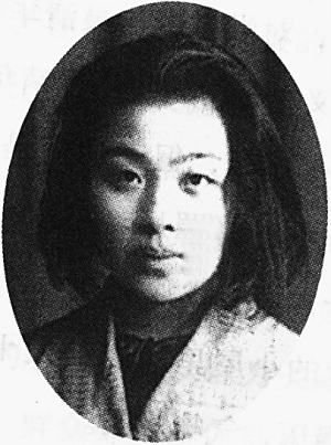 data-id="gnt9n6wpn0">丁玲(1904年10月12日～1986年3月4日),女,原名