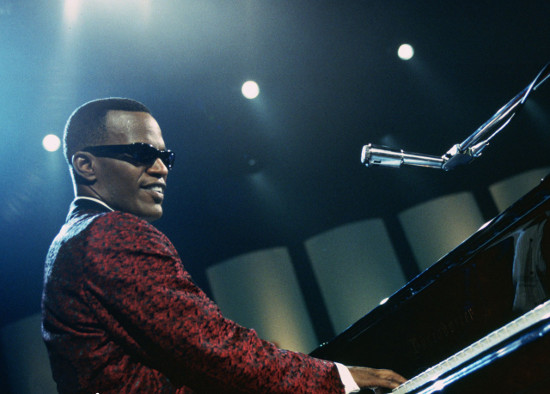  p>雷·查尔斯(ray charles,1930年9月23日—2004年6月10日),出生于
