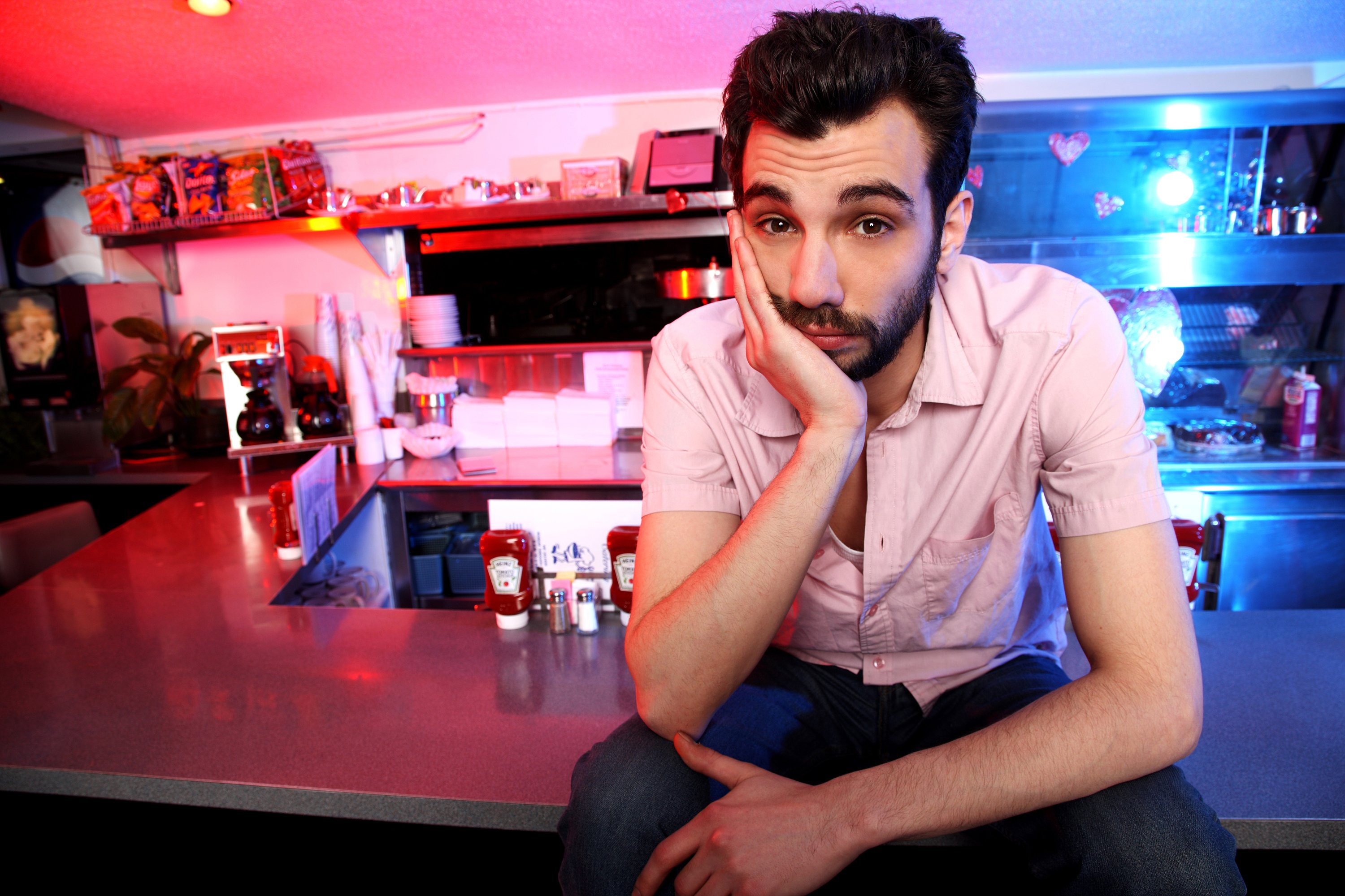  p>杰伊·巴鲁切尔 i>(jay baruchel) /i>,1982年4月9日生于加拿大