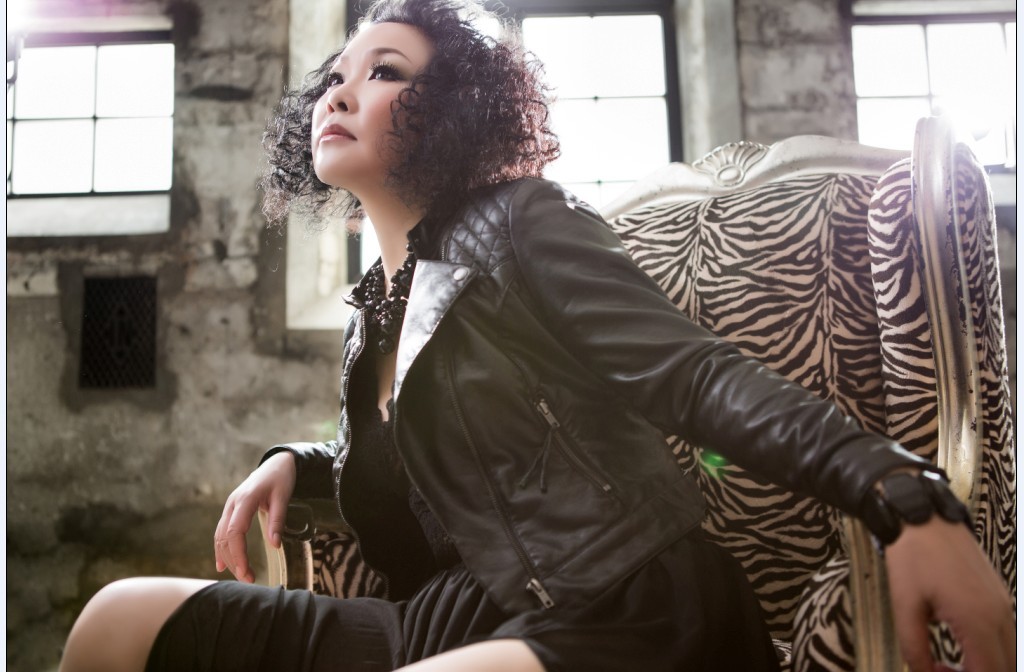  p data-id="gnwxpqexit">纪晓兰,国家二级演员