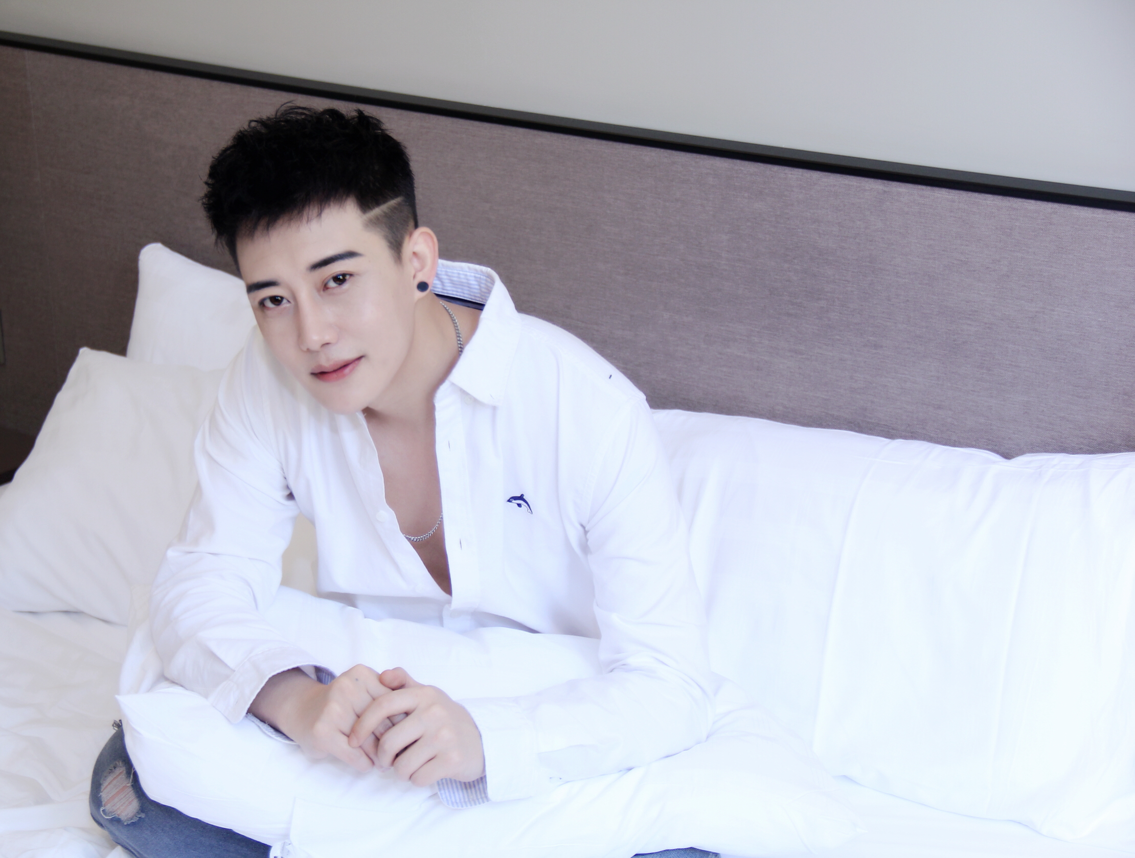  p>吴江,1995年10月24日出生于山西省吕梁市,中国内地男演员.