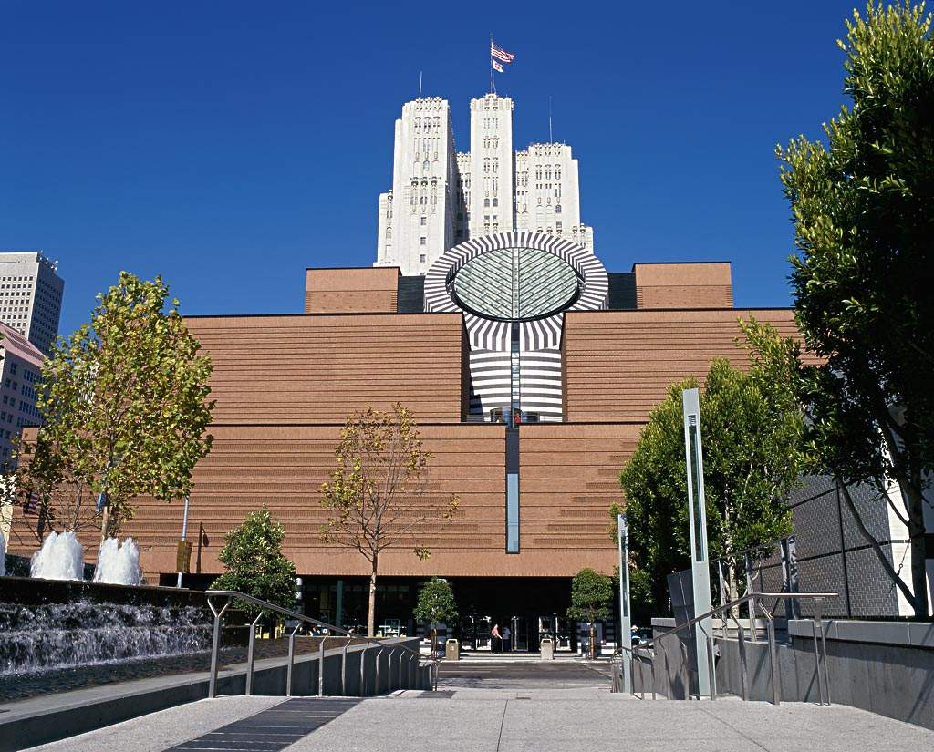  p>旧金山现代艺术博物馆,建于1935年,旧址在市政中心的退伍军人大楼