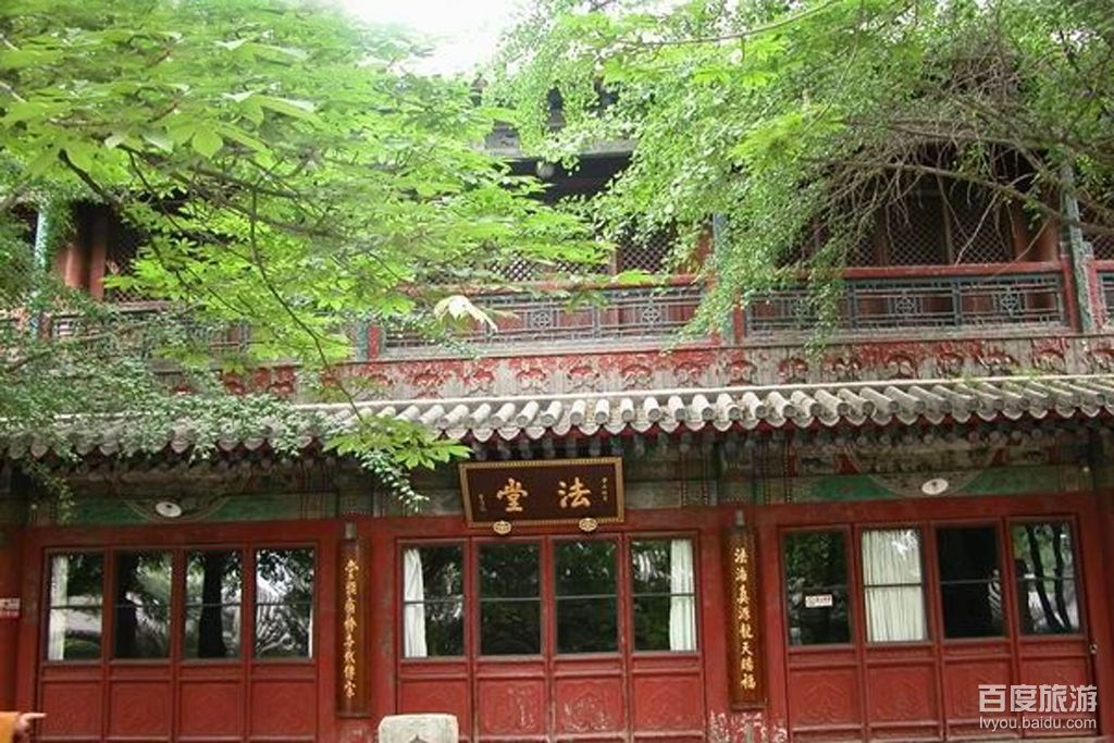 data-lemmaid="718792">寺院 /a>讲经说法藏经的 a target="_blan