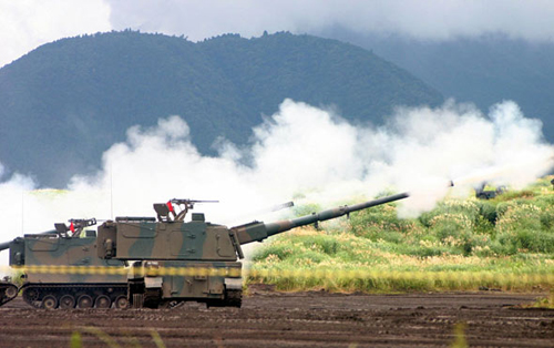 75式自行榴弹炮