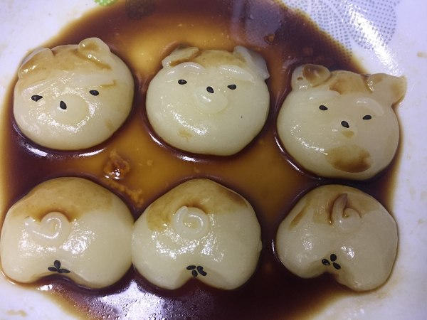 可爱猪猪糯米团子