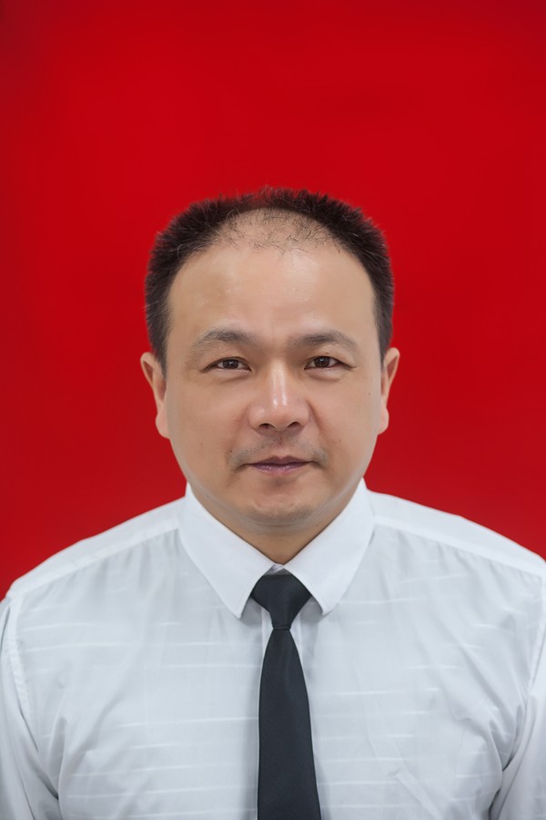张磊