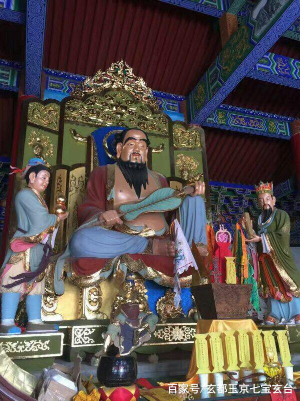 道教八仙中赫赫有名的“钟离权祖师”，钟离权祖师的法宝是什么？_百科TA说