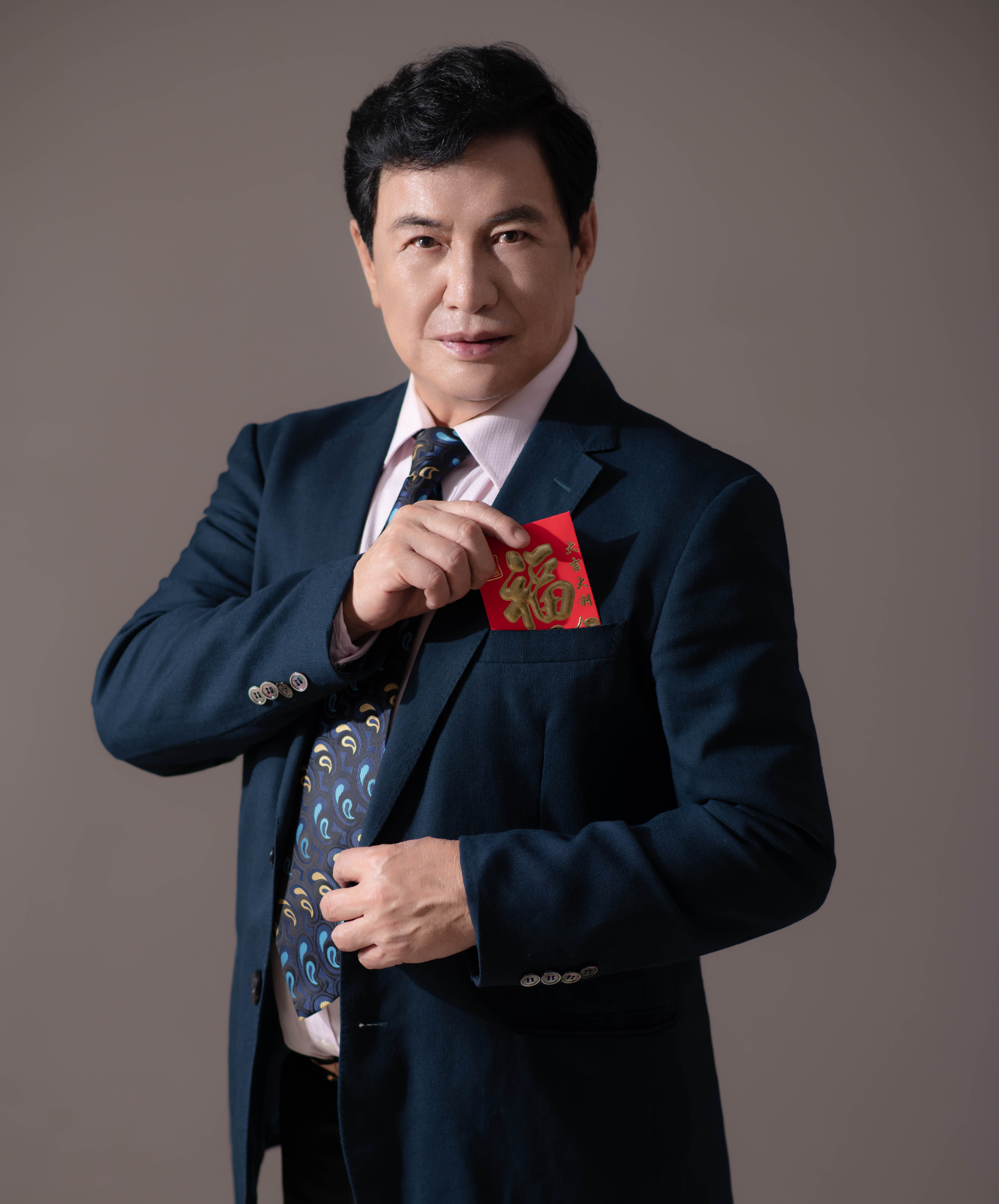 data-id="srbhleknddtd">赵世林,中国男演员,著名喜剧演员,南派笑星