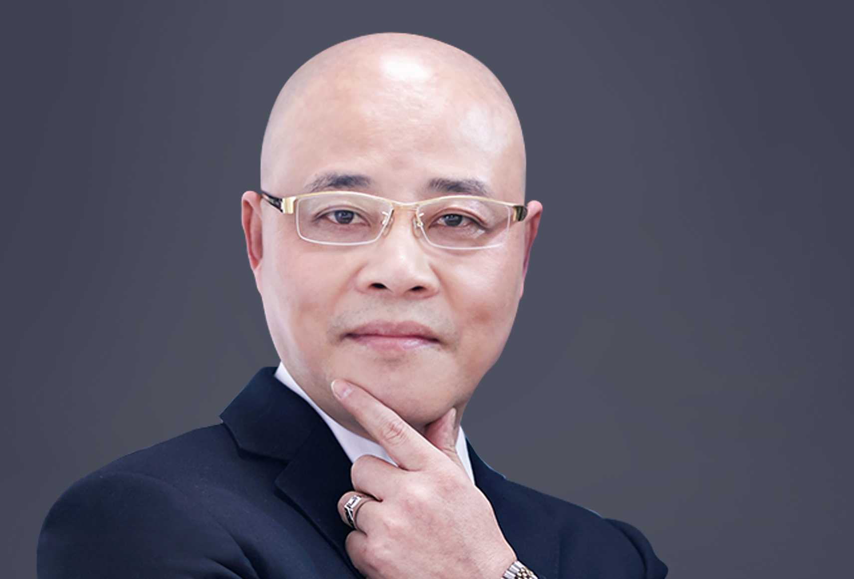 data-lemmaid="3562965">伊尔美 /a>集团,任董事长职位