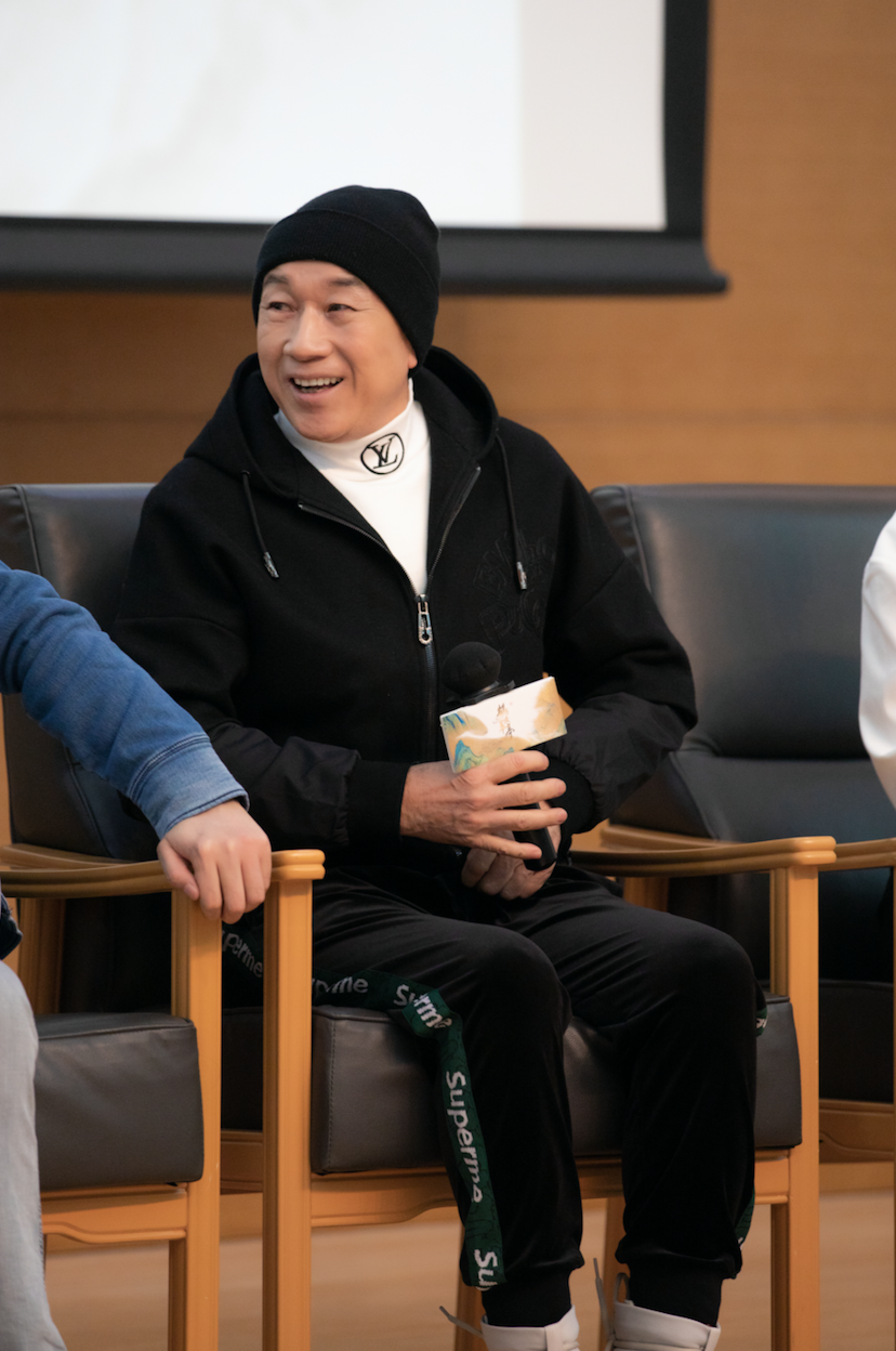  p data-id="gncqa4hk60">王建国,1953年7月16日出生于中国北京市