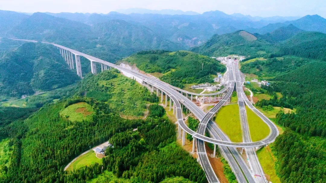 叙永—威信高速公路