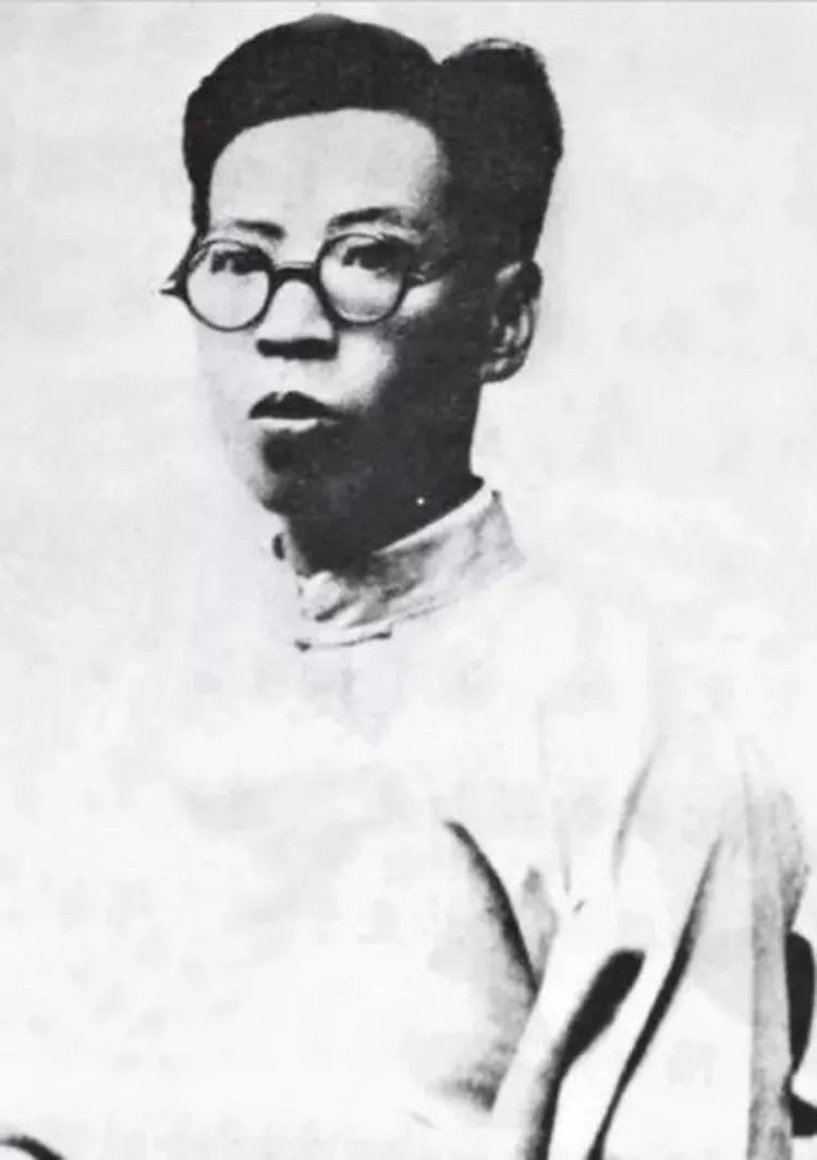 黄侃：一生无著作，却是海内外公认的国学大师_百科TA说