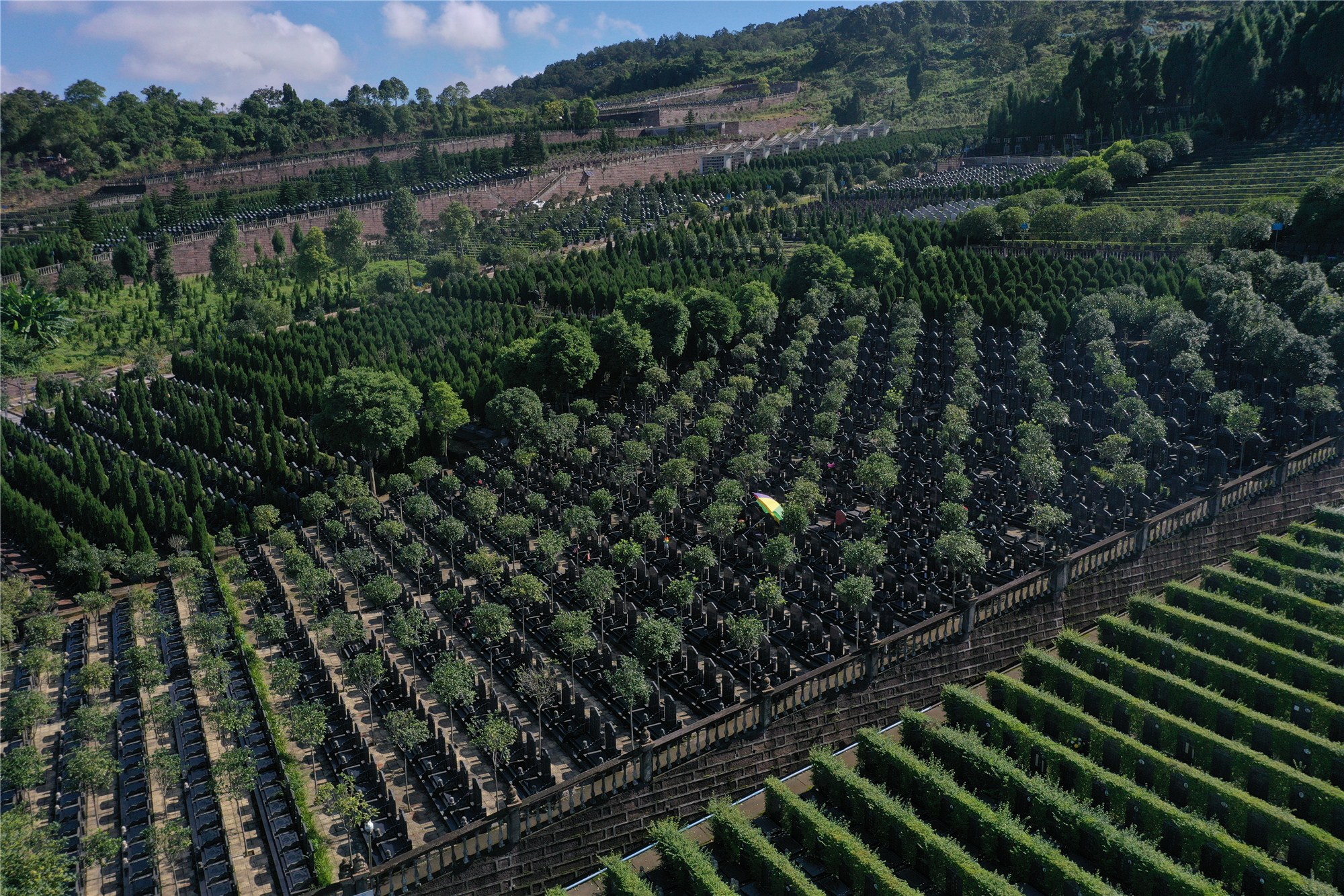 龙泉燃灯寺公墓