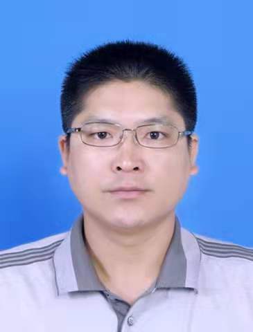 " data-lemmaid="6295371">男 /a>, 1978年9月生,汉族,江西龙南人