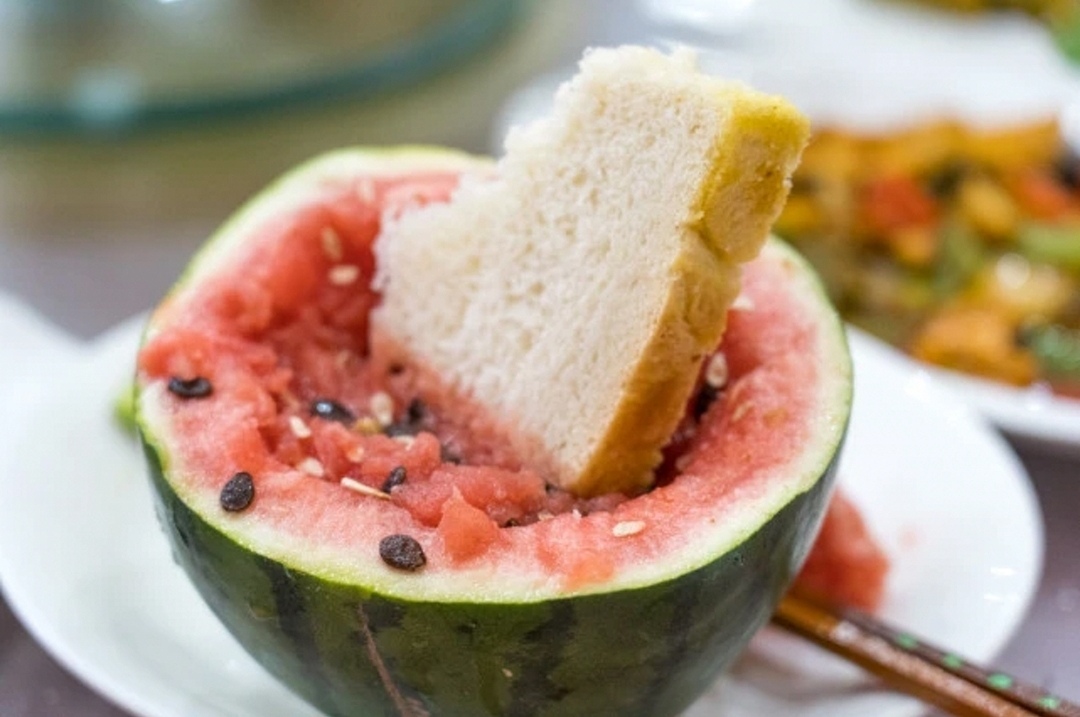 西瓜泡馍