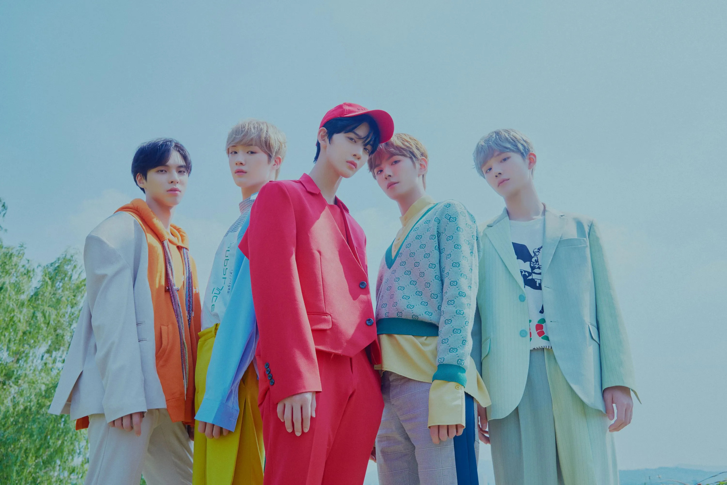 entertainment于2019年7月23日推出的韩国男子演唱组合,由 a target="