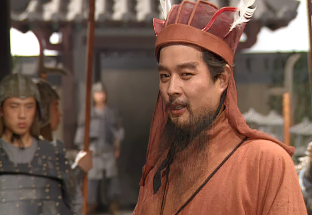 袁绍实力最强，为何败给曹操？毫无战略眼光，都不如汉灵帝_百科TA说
