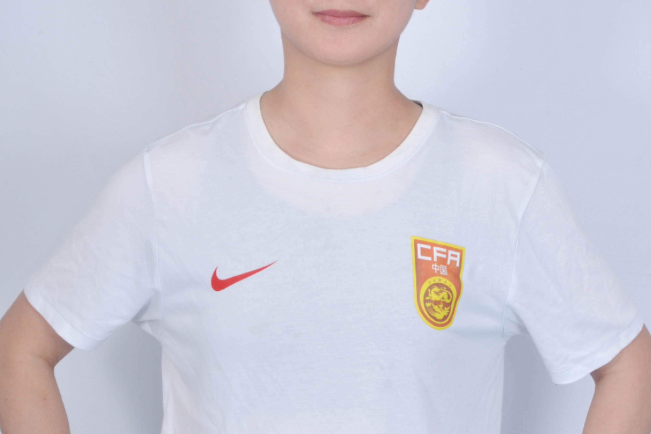 女,中国女子 a target="_blank" href="/item/足球运动员/20426278"