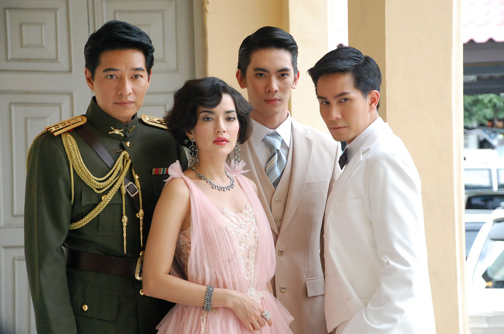  p>《花环夫人》是由泰国exact公司出品,帕翁·赞