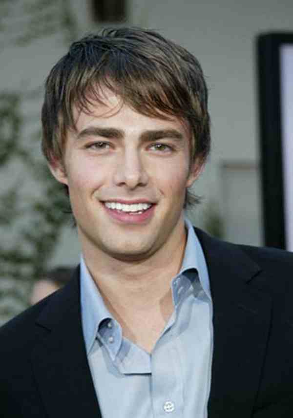 jonathan bennett) /i>,1981年6月10日在美国美国俄亥俄州rossford