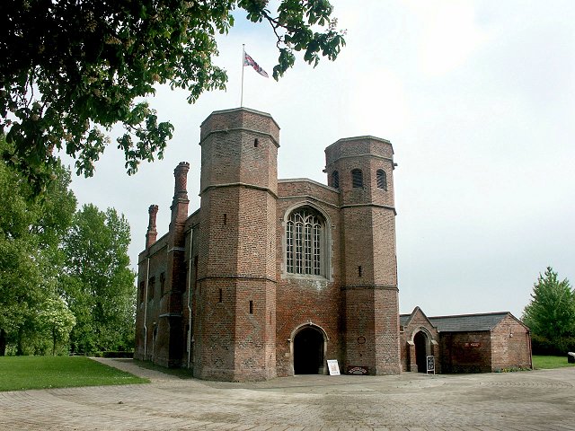 莫德林学院学校