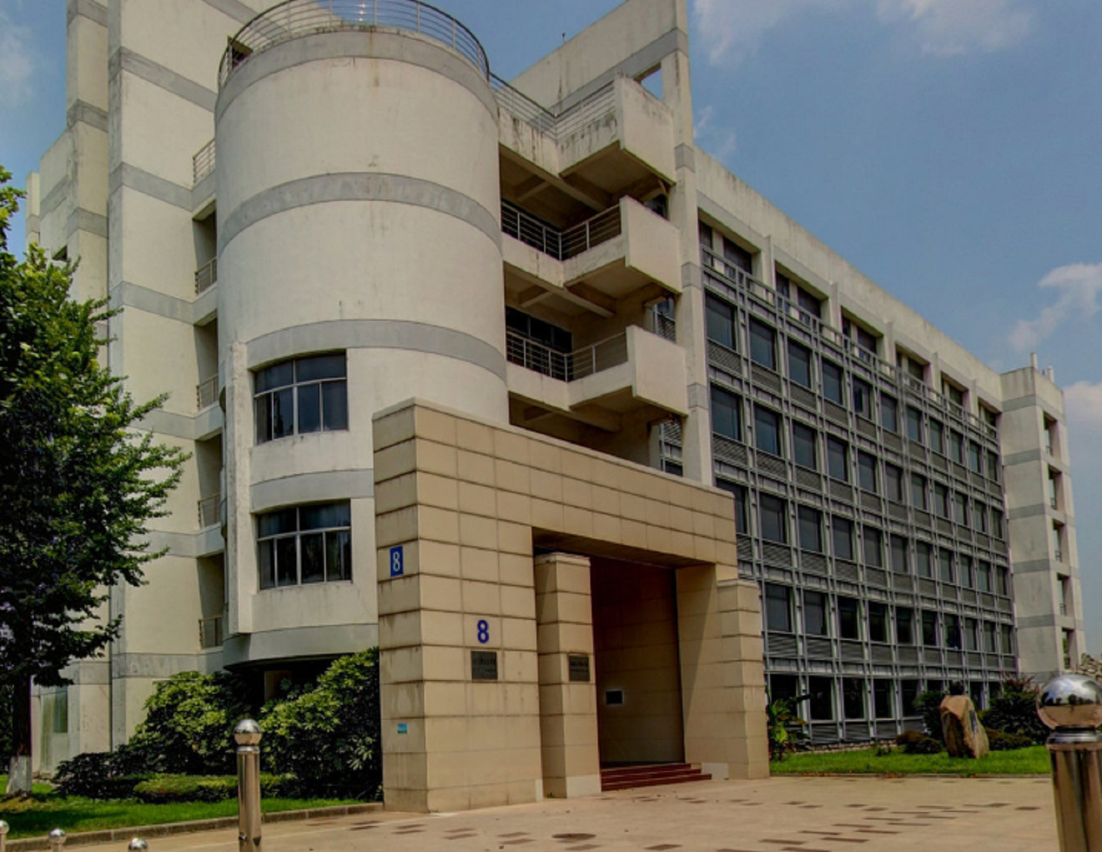 南通大学杏林大学