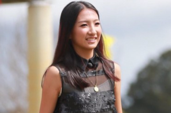 胡悦稼,2001年9月9日出生,<a target="