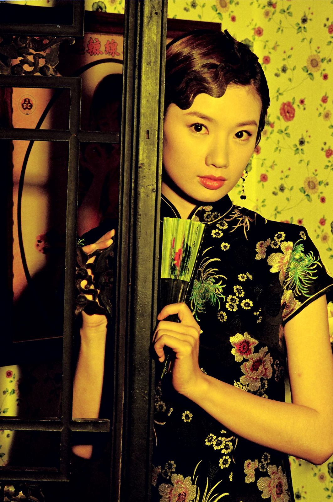  p>苑冉,1979年3月19日出生于黑龙江省哈尔滨市,毕业于中央戏剧学院