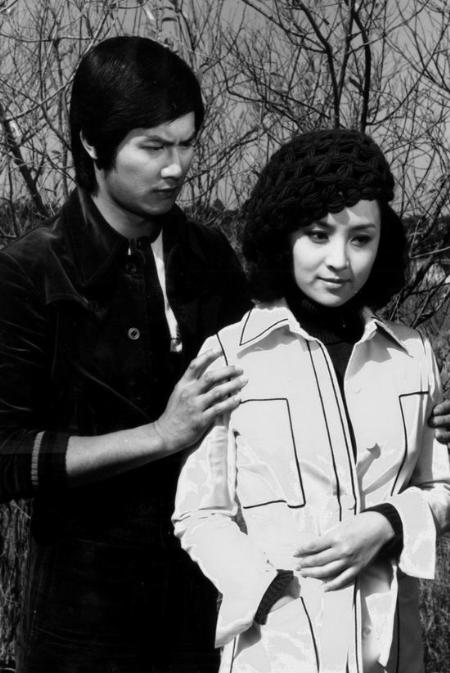  p>邓光荣(1946年1月24日,一说9月20日—2011年3月29日),出生在广东省