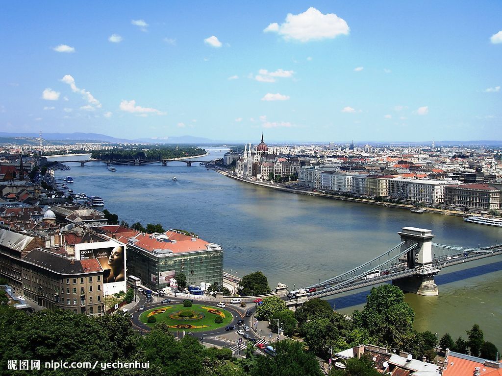 蓝色多瑙河舞曲