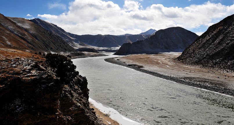  p>通天河, a target="_blank" href="/item/长江/388" data-lemmaid=