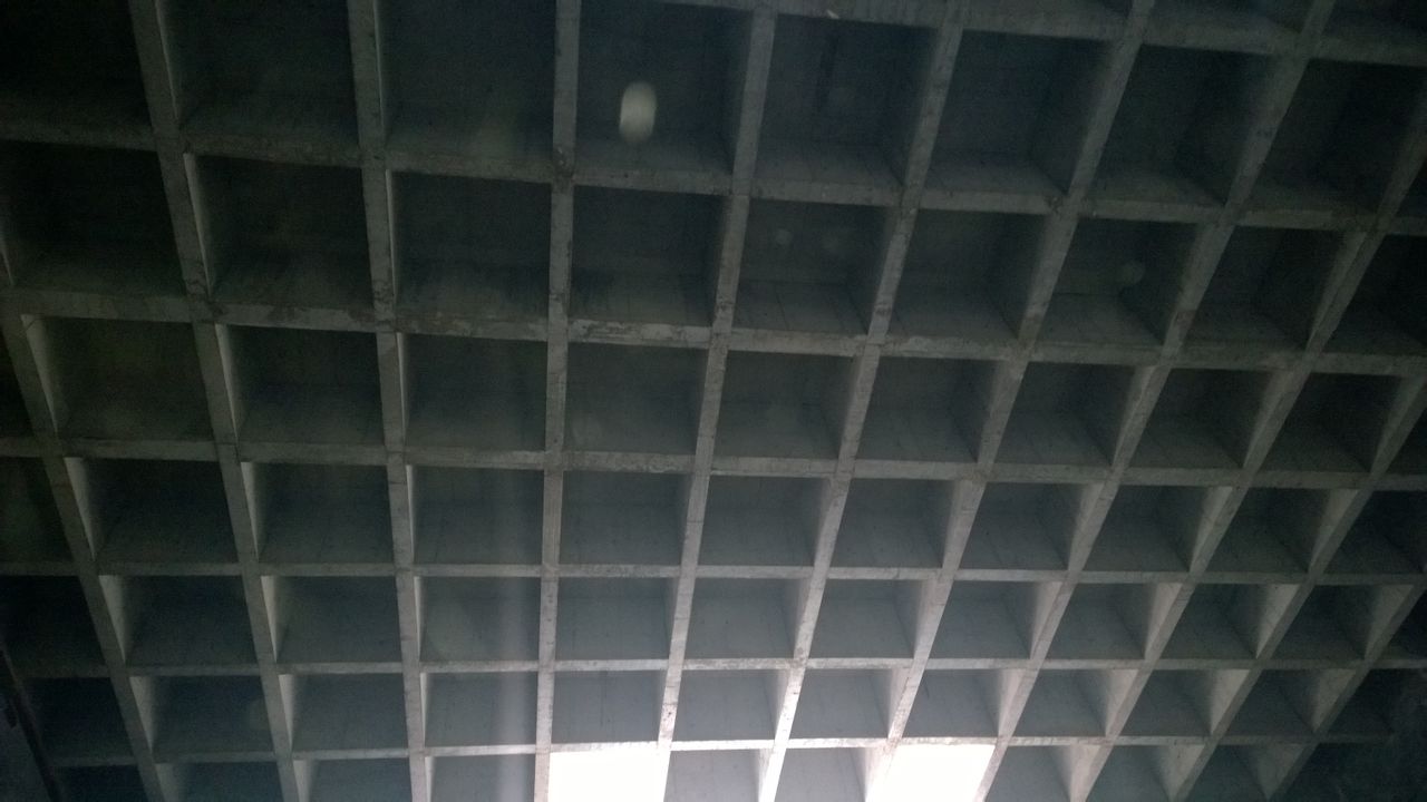  p>井字梁就是不分主次,高度相当的 a href="#" data-lemmaid="