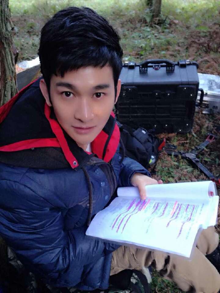 ,5月1日出生于山东省,中国内地影视男演员