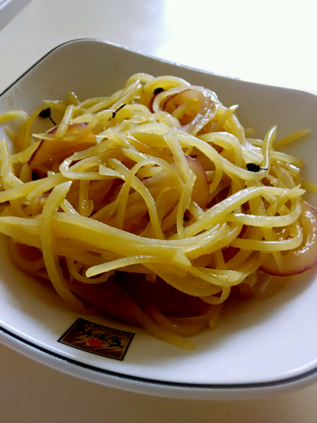 洋葱炒土豆丝