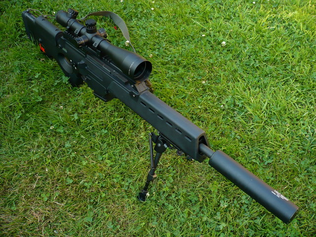 由德国hk公司研发的半自动 a target="_blank" href="/item/狙击步枪