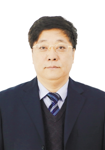  p data-id="gnay3f4a9v">李卫东,男,汉族,1962年6月出生于山东省烟台