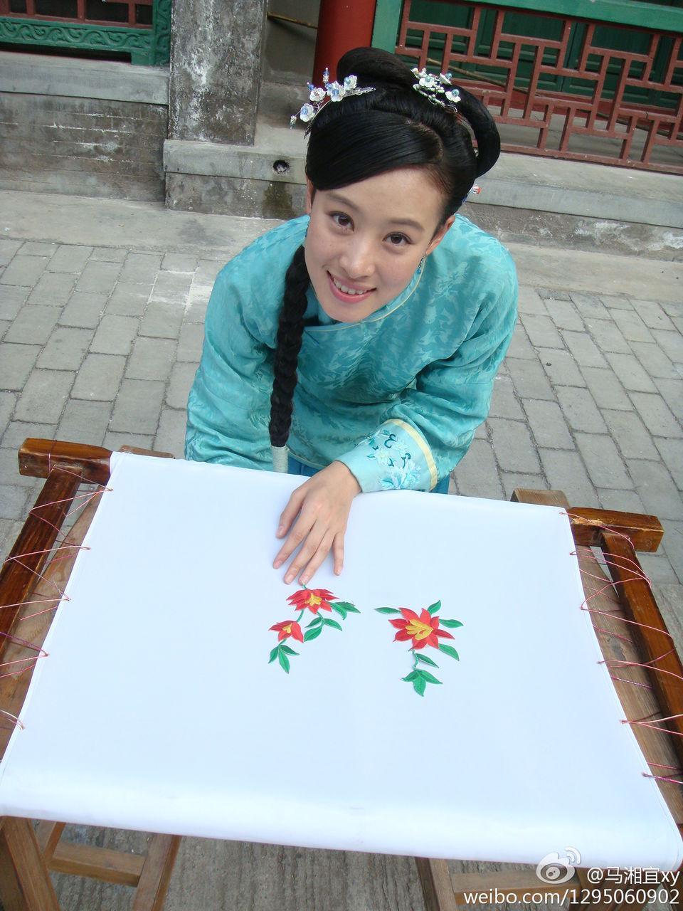 a37">彩霞,是《 a target="_blank" href="/item/还珠格格/10120766"