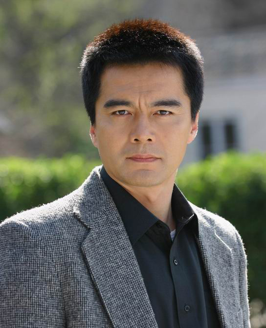 月4日出生于河北省 a target="_blank" href="/item/邯郸市/12623209"