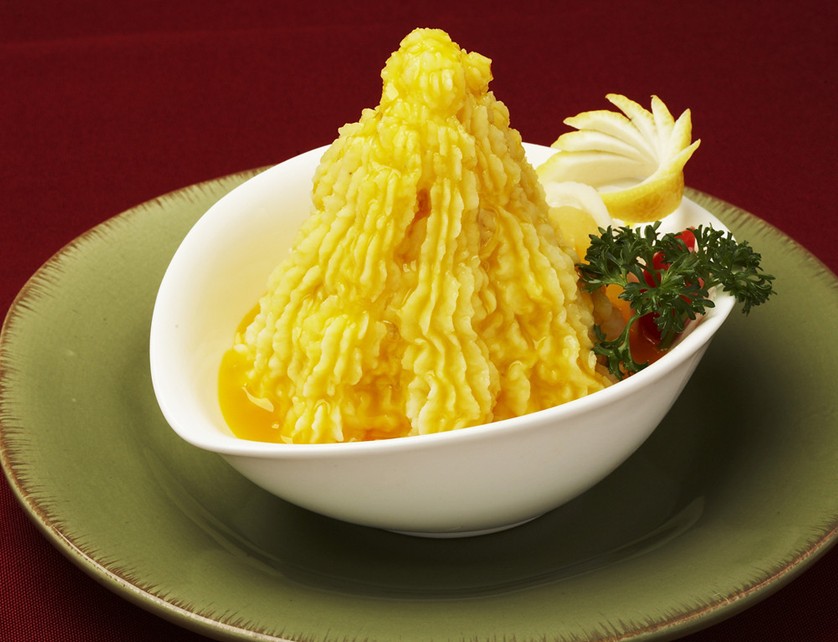  p>苹果土豆泥是一道美食,主要原料是松子粉,苹果,土豆,水. /p>