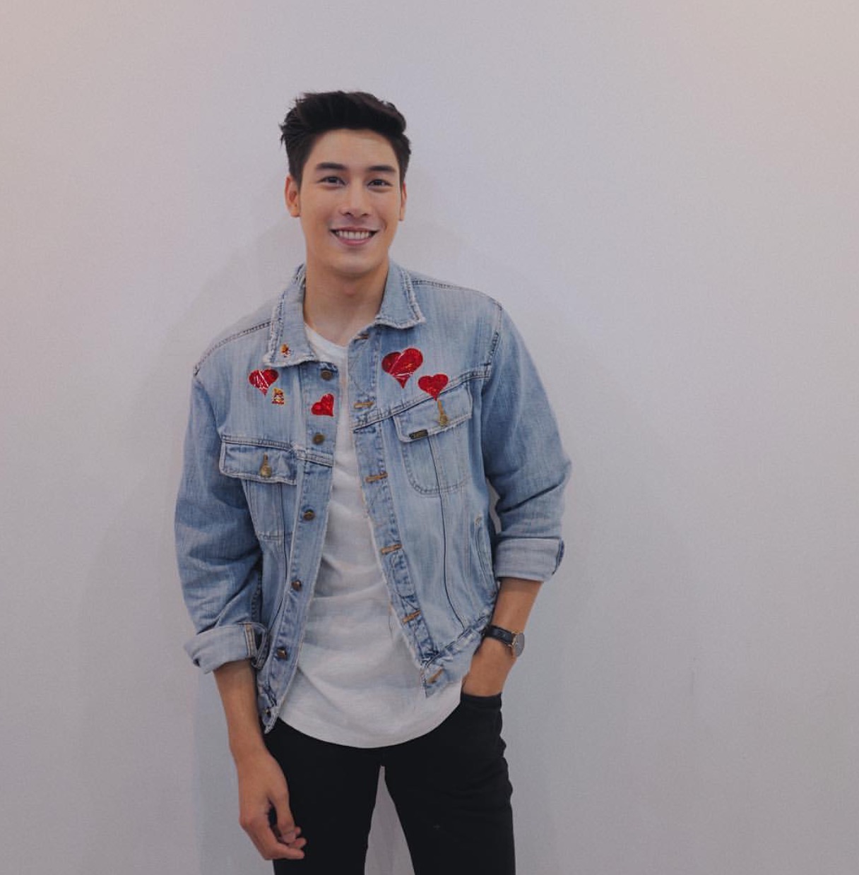  p>朴朴·彭帕努(ken),1991年10月20日出生于泰国,泰国男演员,模特.