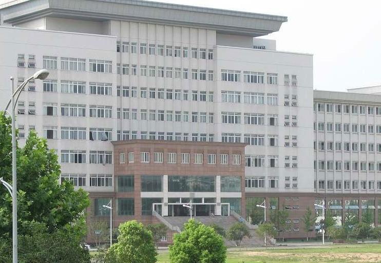 武汉理工大学国际教育学院