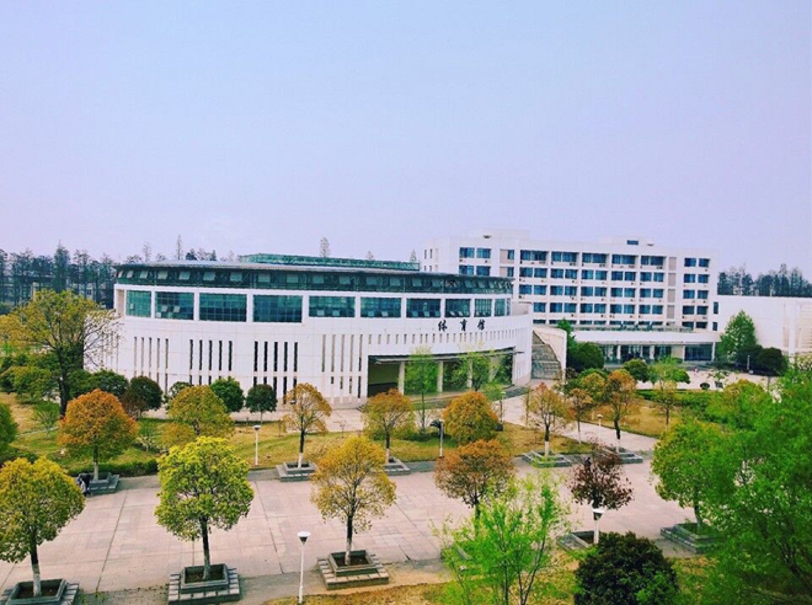  p>湖北大学知行学院(zhixing college of hubei university),位于 a
