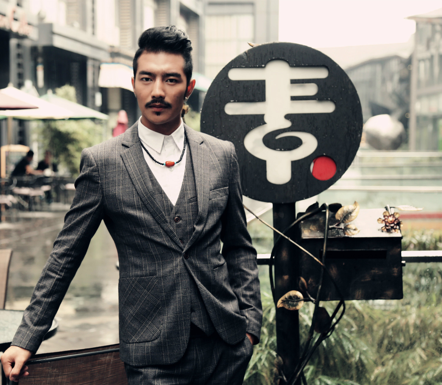  p data-id="go6dsbqch8">德格叶,1991年8月15日出生于青海省贵南县