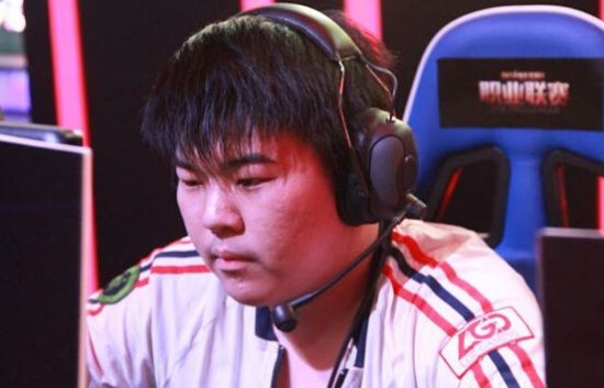  p>韦朕,1997年7月16日出生于湖南长沙,游戏id:godv,前中国《 a href=